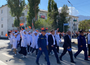 Нарын: Кырсыктын алдын алууга үндөгөн жөө жүрүш өттү