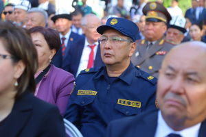Кыргыз Республикасынын Эгемендүүлүгүнүн 32 жылдыгы жана Кыргыз Республикасынын мамлекеттик жана саясий ишмери Н. Исановдун 80 жылдык мааракесине арналган майрамдык иш-чарадан фоторепортаж